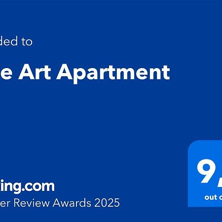 Blue Art Apartment سفيتي يوراي المظهر الخارجي الصورة