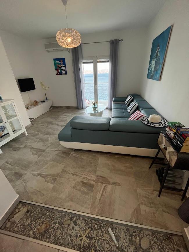 Blue Art Apartment سفيتي يوراي المظهر الخارجي الصورة