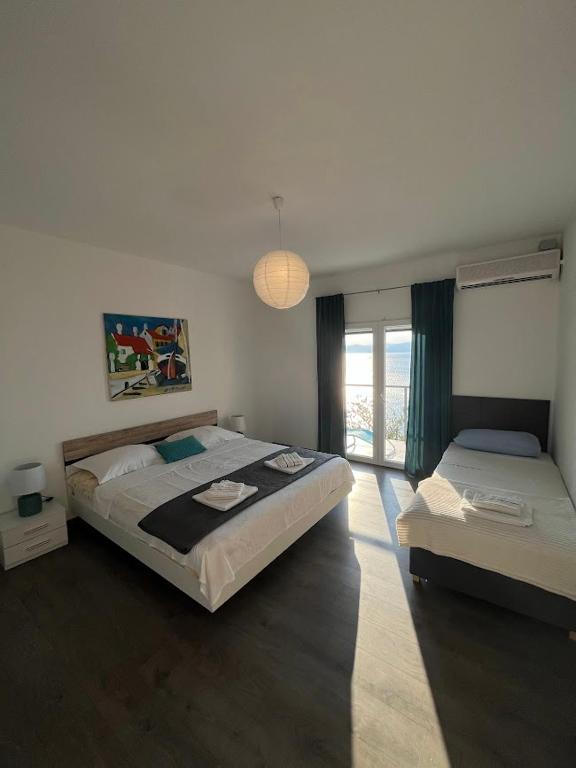 Blue Art Apartment سفيتي يوراي المظهر الخارجي الصورة